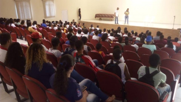 Prefeitura de Serrinha e Polícia Militar realizam 3ª edição da Tarde Cultural para estudantes de escolas públicas