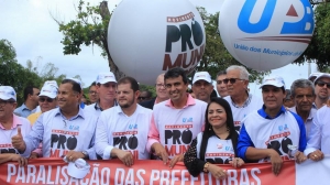 Prefeito de Serrinha participa de Movimento Pró-Município