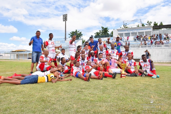 Com apoio da Prefeitura, Campeonato Master e passeio ciclístico marcam início de semana em Serrinha