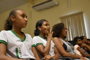 Secretaria de Educação e Polícia Militar realizam tarde Cultural para estudantes de escolas públicas de Serrinha